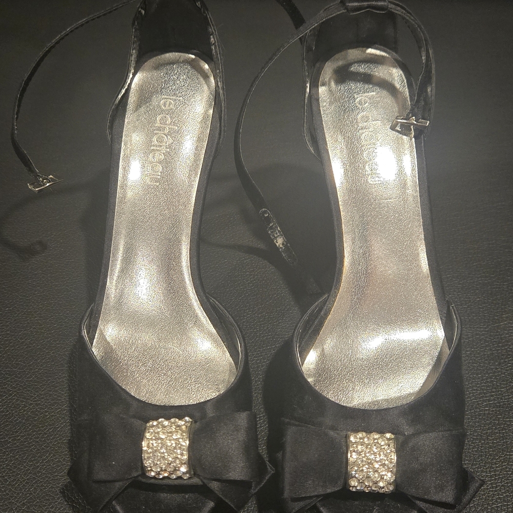 Elegant Black Evening Heels with Bow Le Chateau 4 Inch Heel.